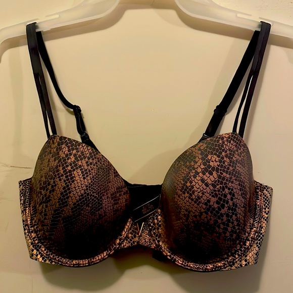 Victoria Secret Demi cup bra - Picture 1 of 2
